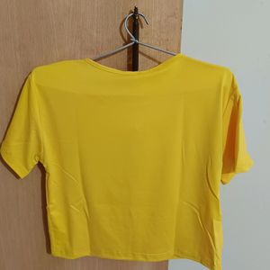 New Women Round Neck Polyester Yellow T-Shirt