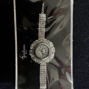 Wow Necklace And Diamond Watch