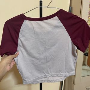 Letter Graphic Raglan Pattern Crop Top