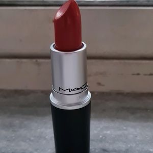 MAC Lipstick So Chaud