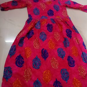 Anarkali Kurthi With 3/4 Th Sleeve,