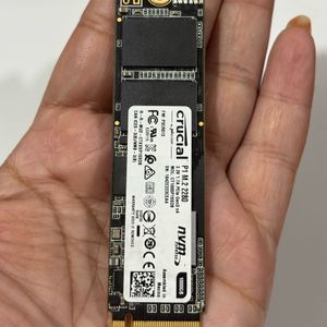 Crucial SSD 1TB
