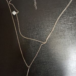 Double Pendant Chain