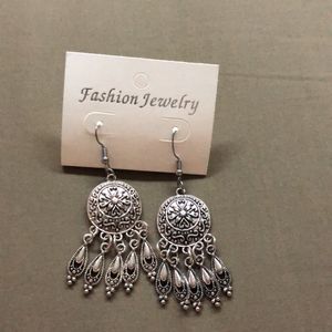 Earrings- Metal/Black