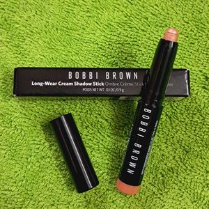 🩷Bobbi Brown cream shadow stick- Golden Pink🩷