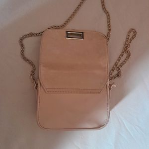 Pretty Sling Bag