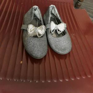 Beautiful Grey Color Glitter Shoe For 2to4 Girl