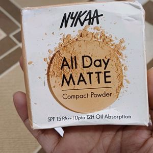 Nykaa Compact Powder