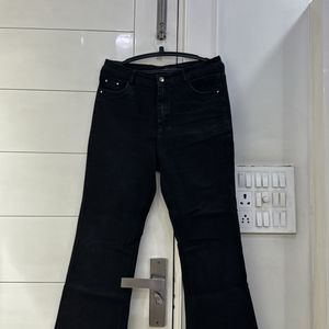 Kassually Black Bootcut Jeans