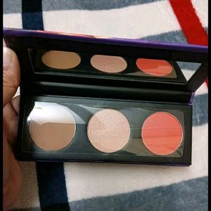 Sugar Cosmetics Contour D Force 3in1 Facepallete