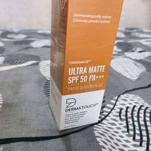 😍Ultra Matte Sunscreen Spf 50+++ 😍