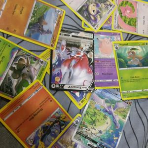 12 Pokemon Cards