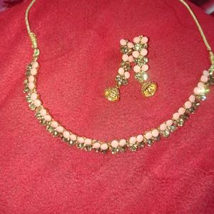 Peach And Golden Jewellery Set With Earring