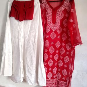 Beautiful Lucknowi Chikankari Kurti Set Size issue