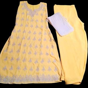 Kurta Set With Dupatta