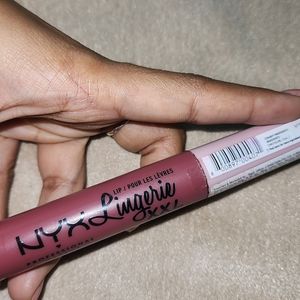 NYX xxl Lip Lingerie