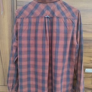 Levi's Brown Checked