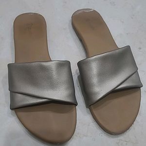 Zudio Branded flats