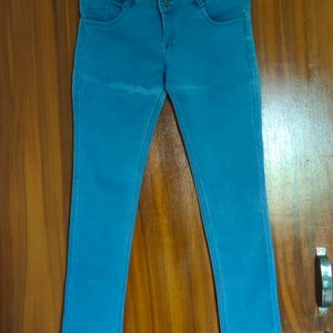 Soft Stechible Jeans