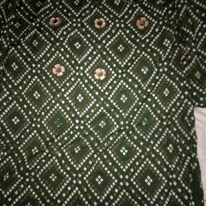 Like New Bandhani Dark Green Kurta-shirt Set