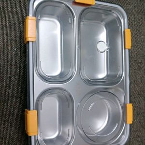 Leakproof 4 Compartment Lunch Box with Spoon