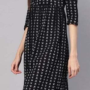 M Size Nayo Black printed Dress