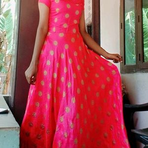 Beautiful Rose Gown For Ladies