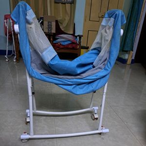 Foldable Cradle For New Born 2 @ 4000