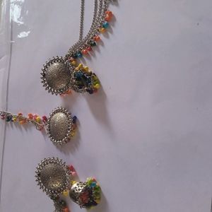 Earrings And Mangteeka Set