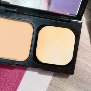 Maybelline Compact 310