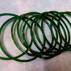 Green Bangles In Chepast Prize