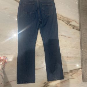 Striaght Fit Jeans In Size 28