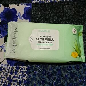 Liveasy Cleansing Aloe Vera Wipes