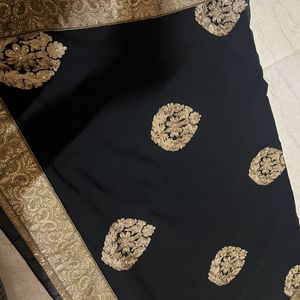 IIFA Award Collection By Vikram Black & Gold Saree