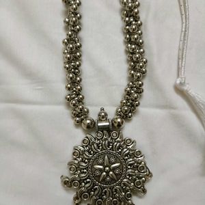 Necklace With Earrings And Kada