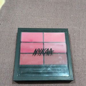 Nykaa Sealed With A Kiss Lip Palette