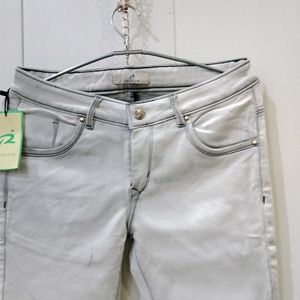 Ankle-Length Jeans