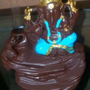 Ganesha Fountain with 5 Smoke Scented Cone Incense