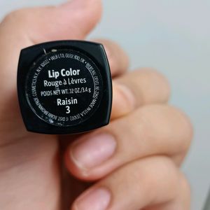 BOBBI BROWN Lipstick In Raisin .