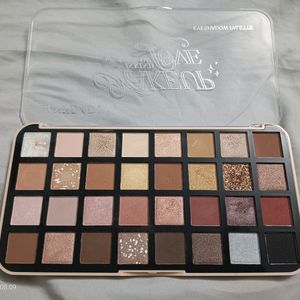 Nude Neutral Aesthetic Korean Eye Pallette