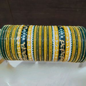 Bangles Set Green Yellow