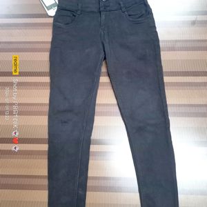 (N-13) 28 Size Slim Fit Denim Jeans