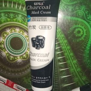 Charcoal Peel Mask.3