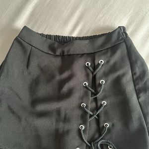 Cute black skorts