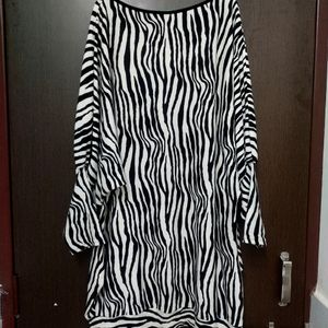 White Tiger Print Top