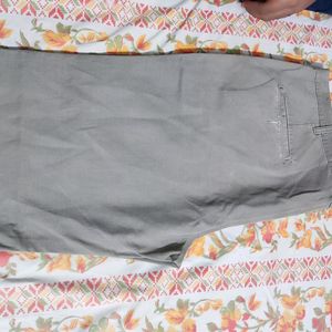 MEN'S GREY TROUSER ( Chilly saucer)