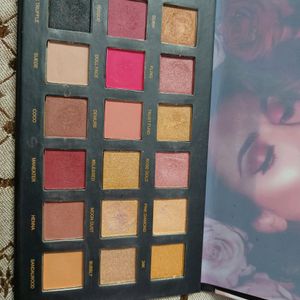 Eyeshadow Pallete Like New