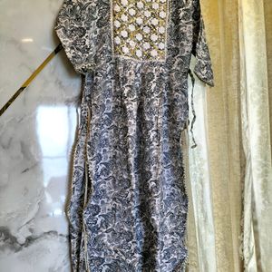 Nayra Cut Kurti