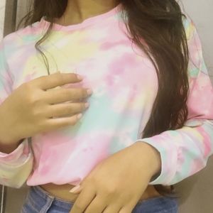 Full Sleeve Crop Top