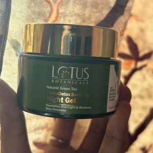 Lotus Botonicals Hydradetox Soothing Night Gel ✨